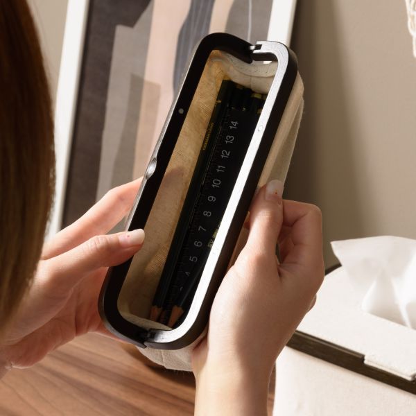 Uroki_Pen Pouch_Beige_04